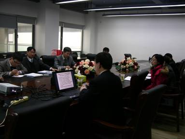 公司领导与代表团进行交流